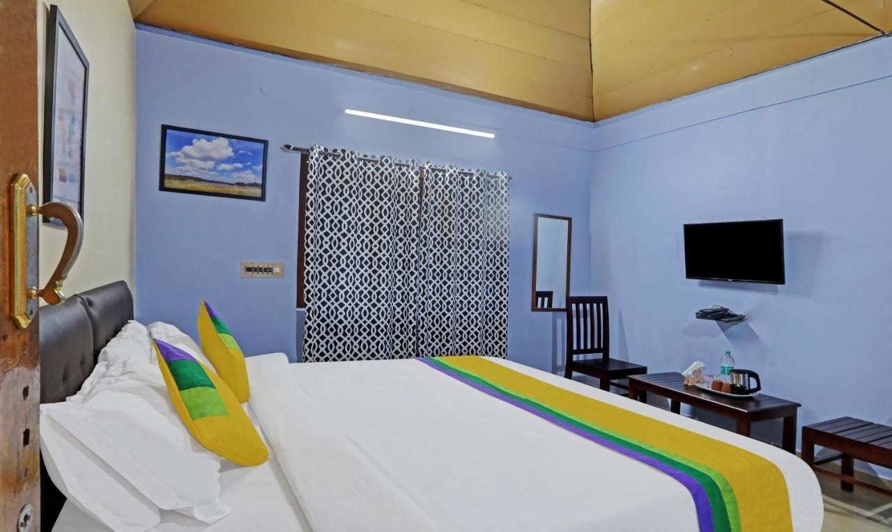 Hotel Allaranda Homestay 마디케리 외부 사진