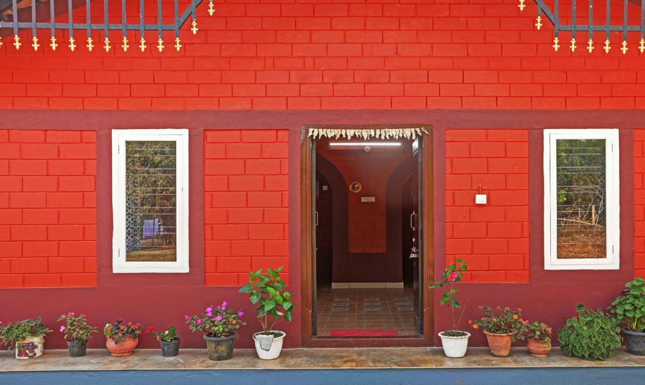 Hotel Allaranda Homestay 마디케리 외부 사진